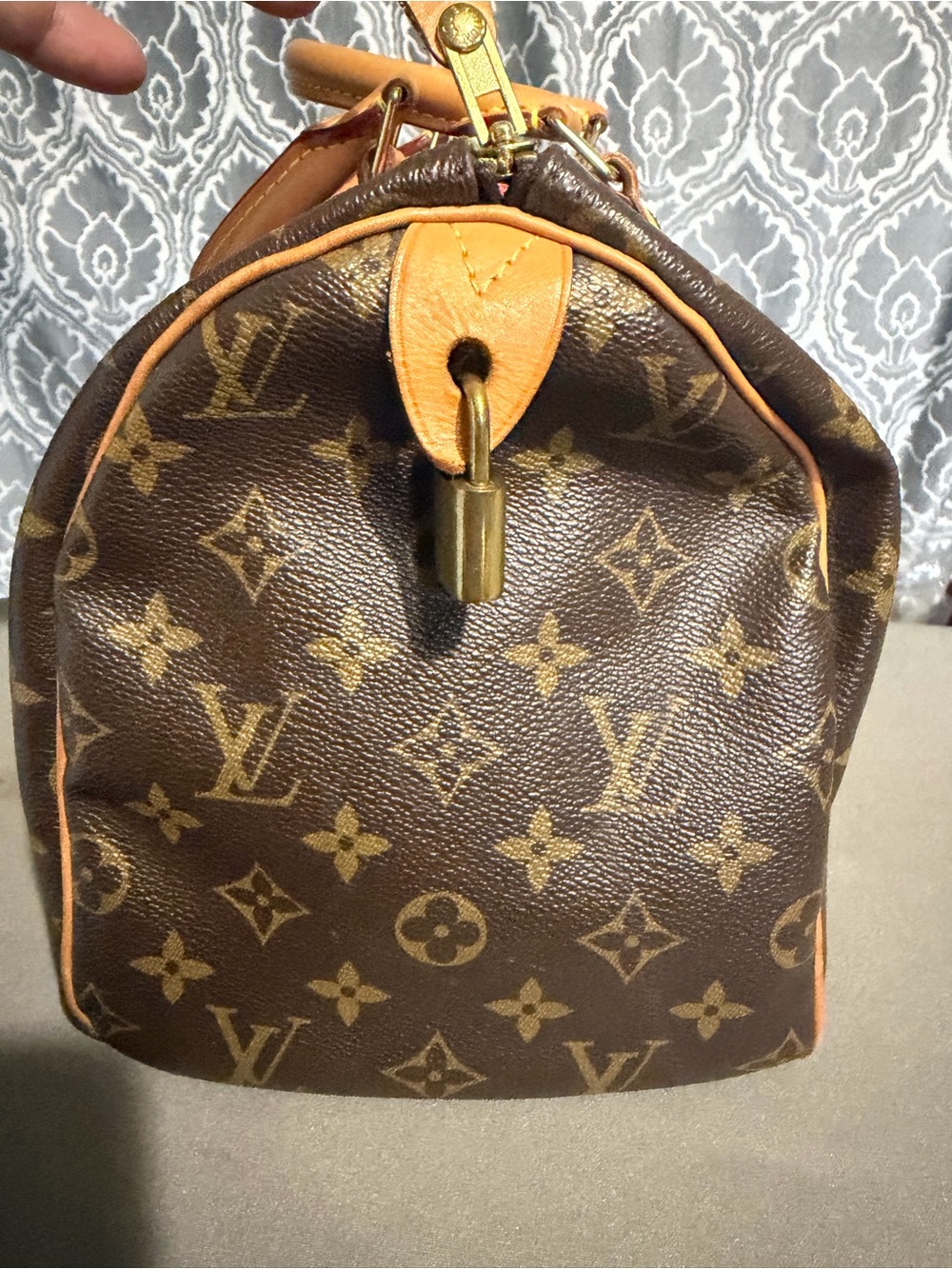 Louis Vuitton Brown Monogram Speedy with Pink V Graphic - Picture 5 of 16